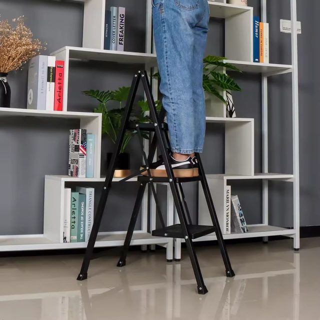 Bestselling step ladder (5) Bestselling step ladder (5)
