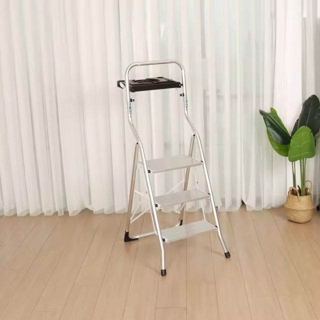 High quality aluminum ladder (2) High quality aluminum ladder (2)