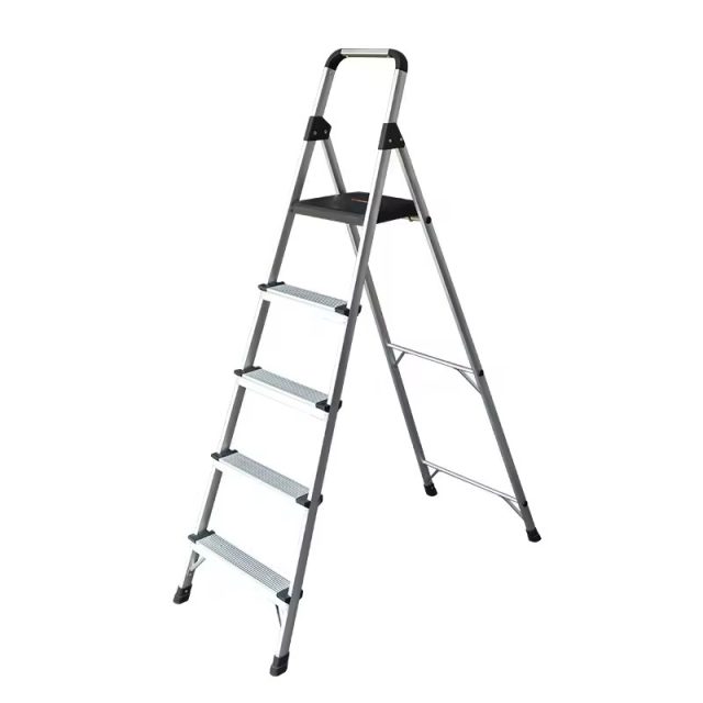 High quality step ladder (1) High quality step ladder (1)