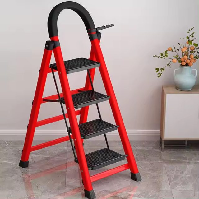 High quality step ladder (1) High quality step ladder (1)